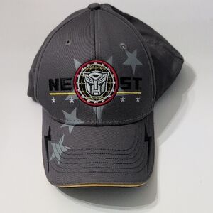 Universal Gray Cap with Red and Black Accents